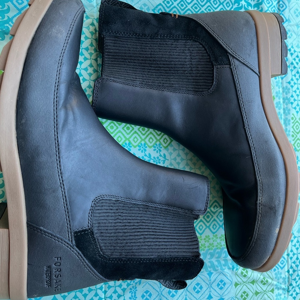 Women's Black Chelsea Boots